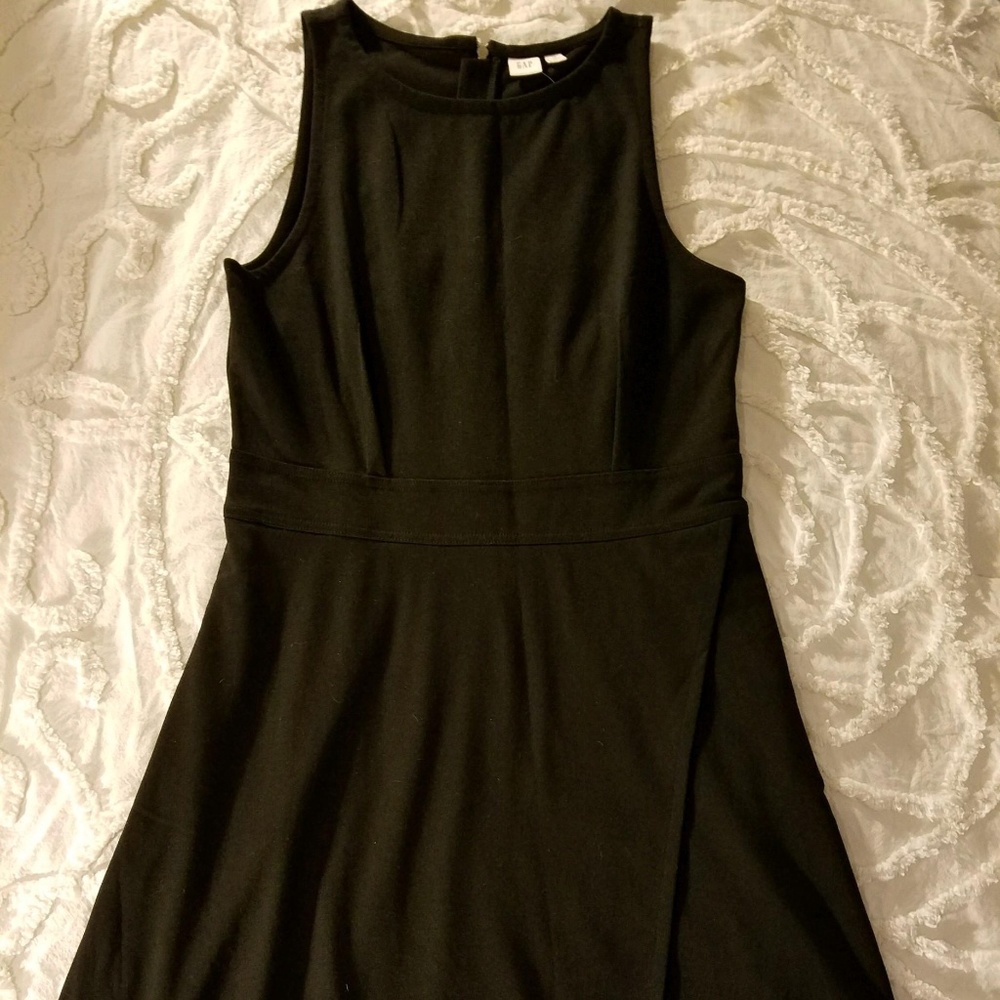 Gap Faux-Wrap, Knee-Length Jersey Dress